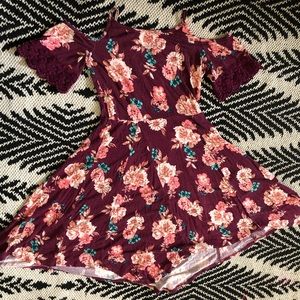 Brugundy pink cold shoulder floral lace dress